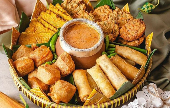 Buka Puasa Pakai Gorengan? Ini Dampaknya bagi Kesehatan Tubuh