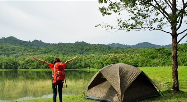 Mau Solo Camping Aman? Inilah Beberapa Barang Bawaan Yang Tidak Boleh Ketinggalan