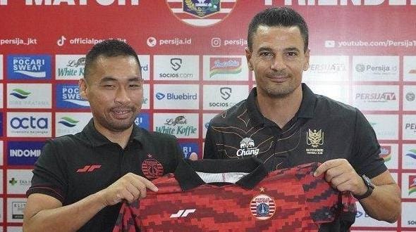 DEAL Carlos Pena Jadi Pelatih Persija di Liga 1 2024/2025, Kagum dengan Suporter Macan Kemayoran