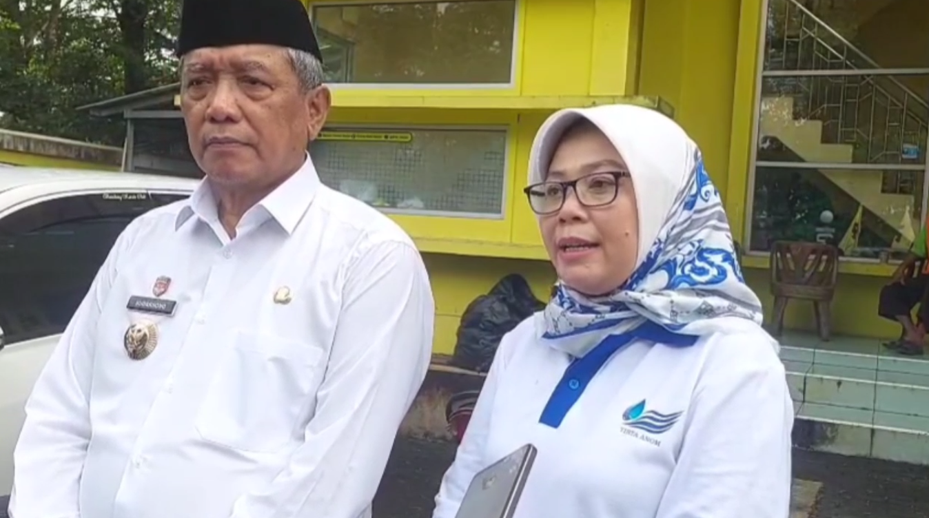 Perumdam Tirta Anom Respon Keluhan Warga 24 Jam, Siap Distribusi Air Bersih Gratis Jika Pasokan Terganggu