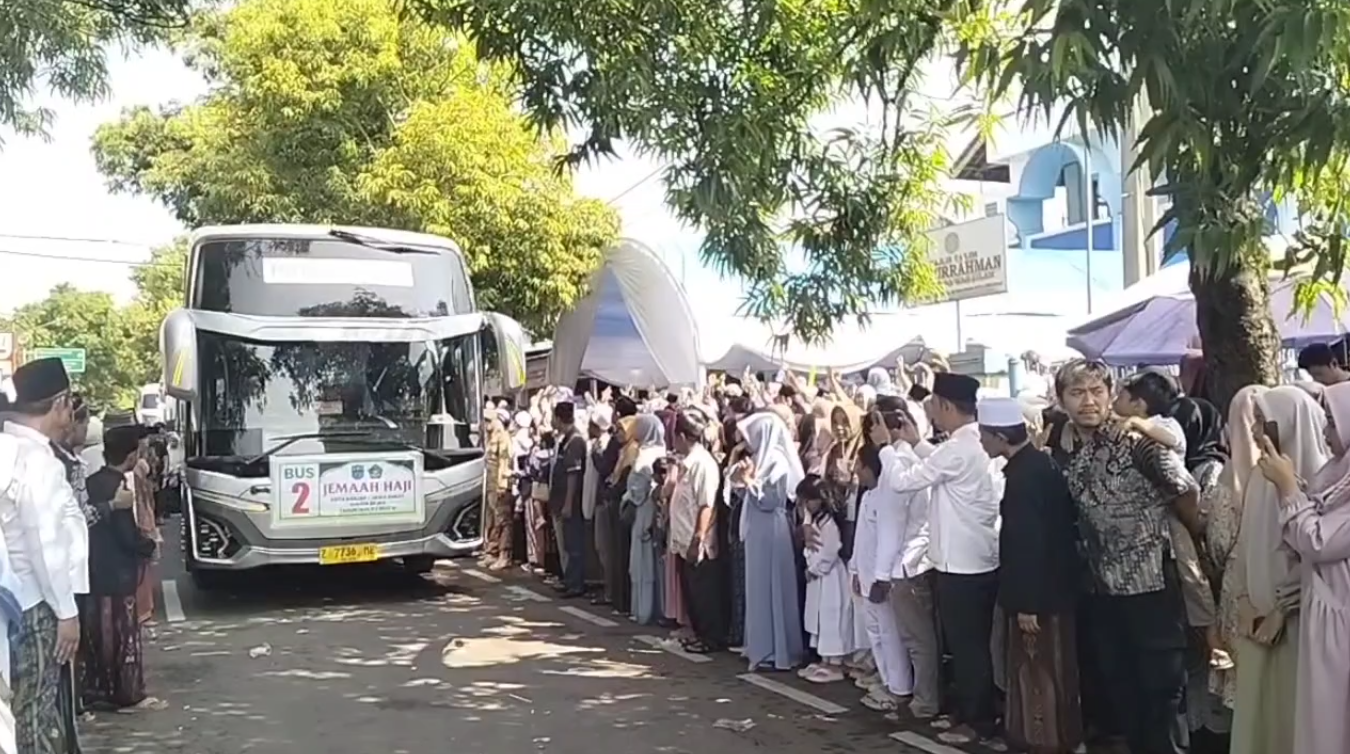 203 Calon Jemaah Haji Banjar Diberangkatkan, Satu Calhaj Batal Berangkat karena Sakit