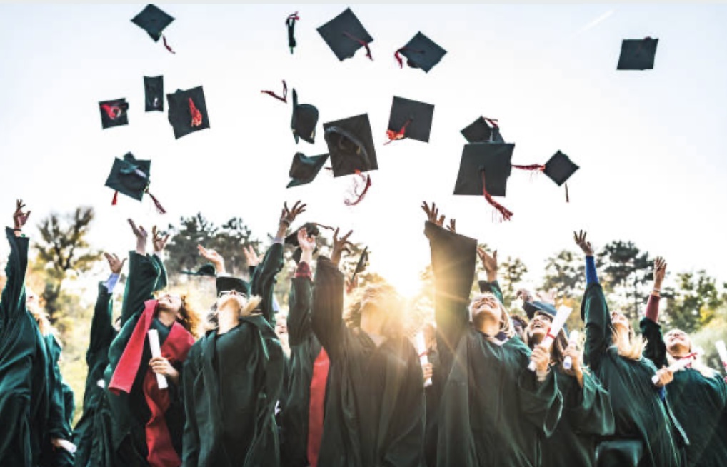 Mau Kuliah Gratis? Berikut Daftar Lembaga dan Universitas yang Menyediakan Beasiswa Lengkap Dengan Syaratnya