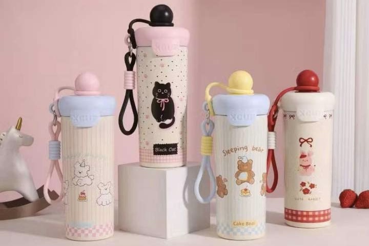 Pilih Air Putih atau Membawa Tumbler Sendiri Saat Makan di Luar, Cara Gen Z Tangkal Penyakit