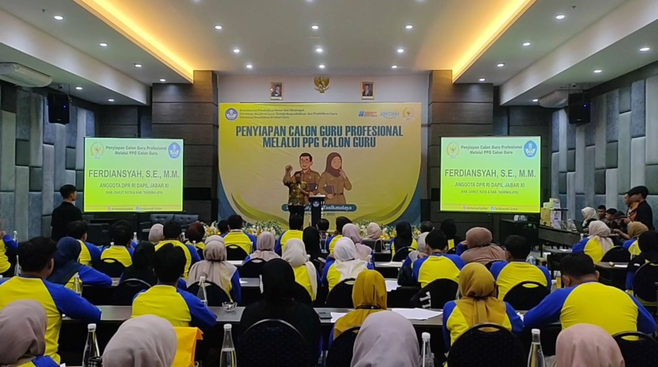 Anggota DPR RI Dorong Guru Dapat Tunjangan Sertifikasi, Pendaftaran PPG Masih Dibuka Hingga 19 Desember