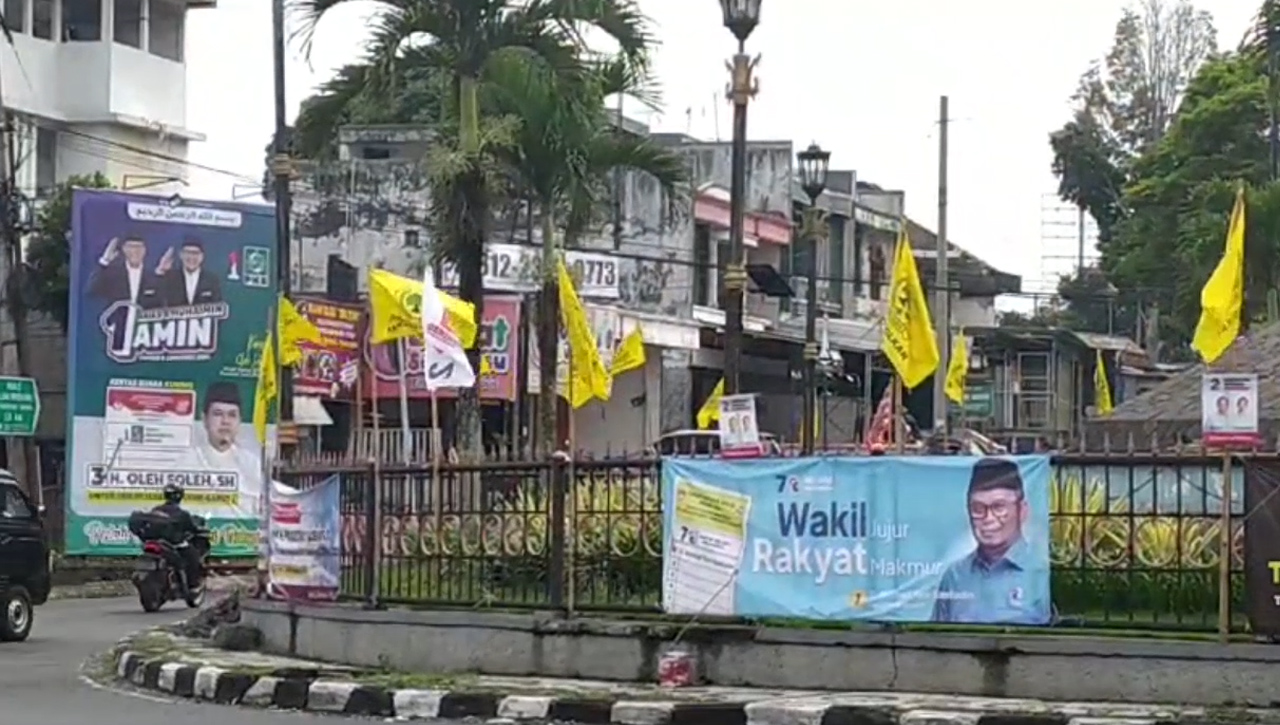 Ulama Geram Tugu KH. Zainal Mustofa Jadi Tempat Kampanye Partai Politik