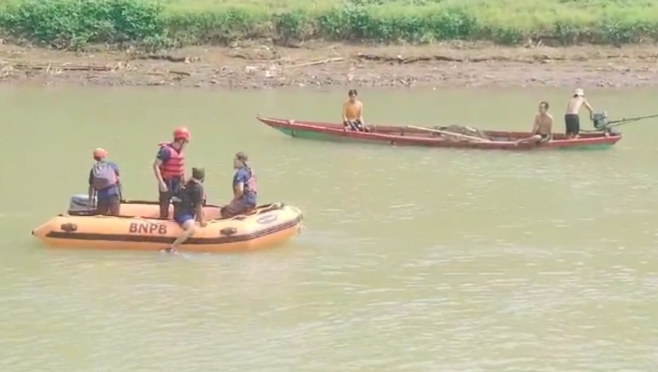 Hendak Berenang, 2 Remaja Tenggelam Di Sungai Citanduy, Satu Koraban Selamat Dan Satu Masih Dalam Pencarian