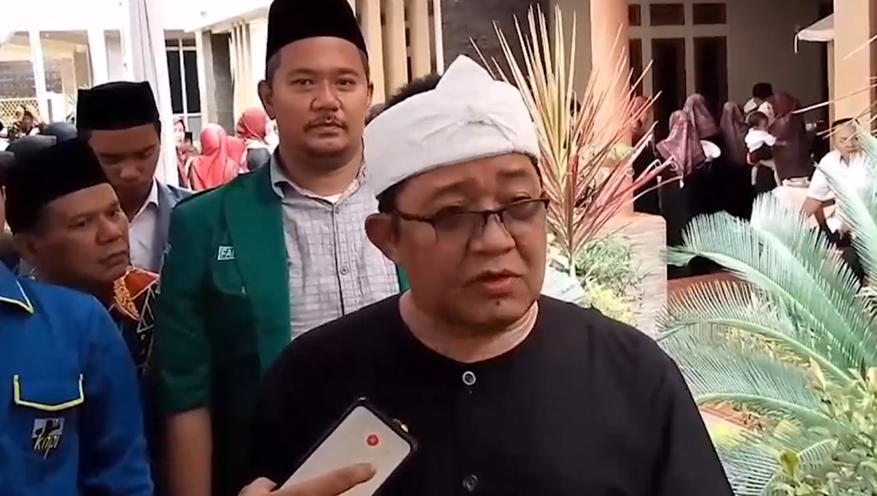 Gagal Jadi Bupati Ade Sugianto Terima Putusan MK, Sebut Putusan MK Bersifat Final dan Mengikat