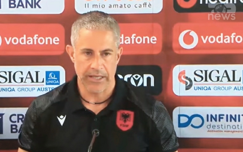 Pelatih Albania: Italia Bisa Bertahan dengan 11 Pemain dan Menyerang dengan 7 Orang