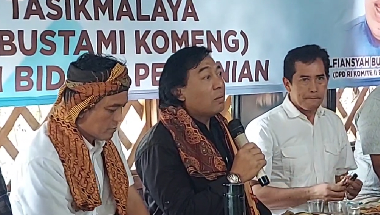 Komeng Respon Diky Chandra Yang Maju Di Pilwalkot Tasikmalaya, Sesama Seniman Komeng Akui Diky Pembela Rakyat