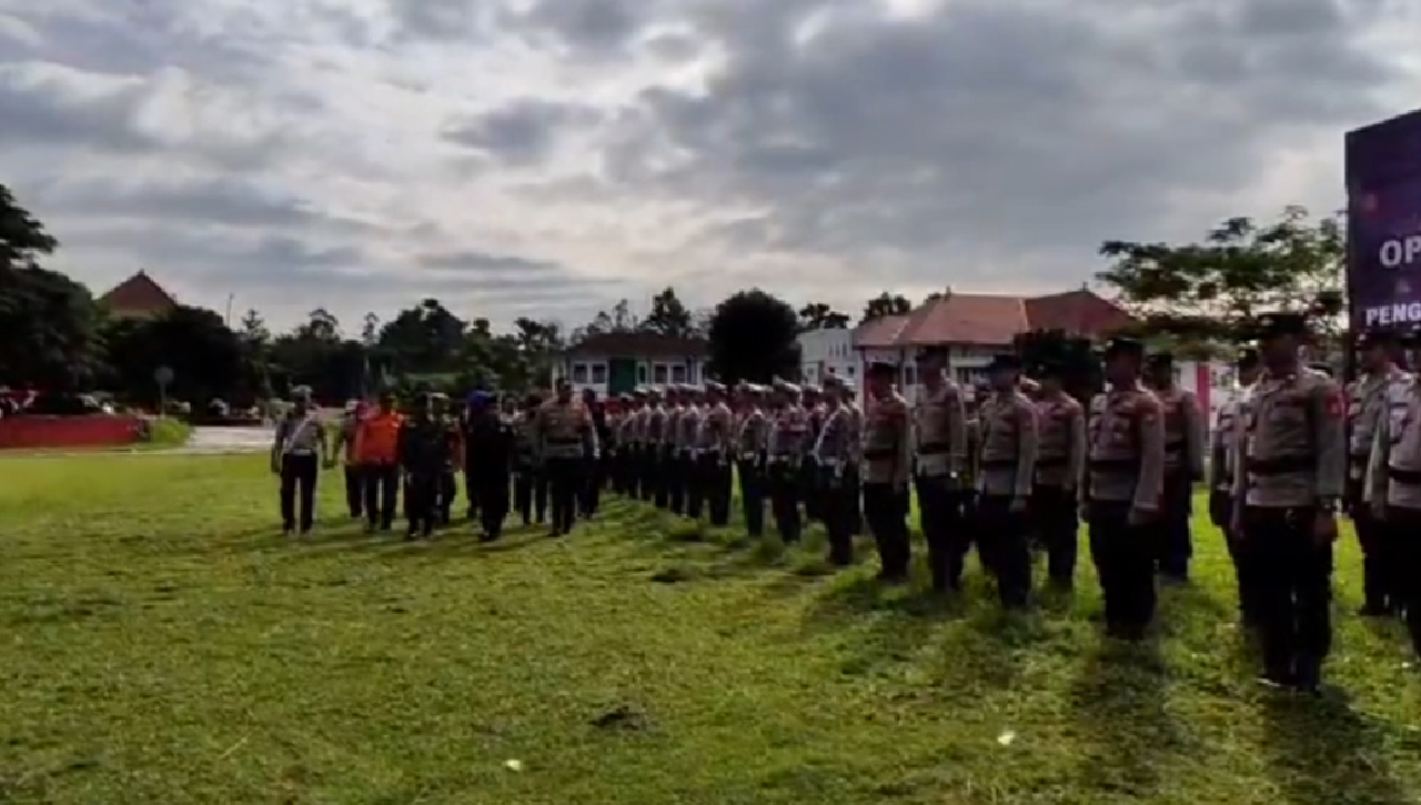 700 Personel Diterjunkan Untuk Pengamanan Nataru 2025, Polisi Pastikan Nataru Di Kab. Tasikmalaya Aman Kondusi