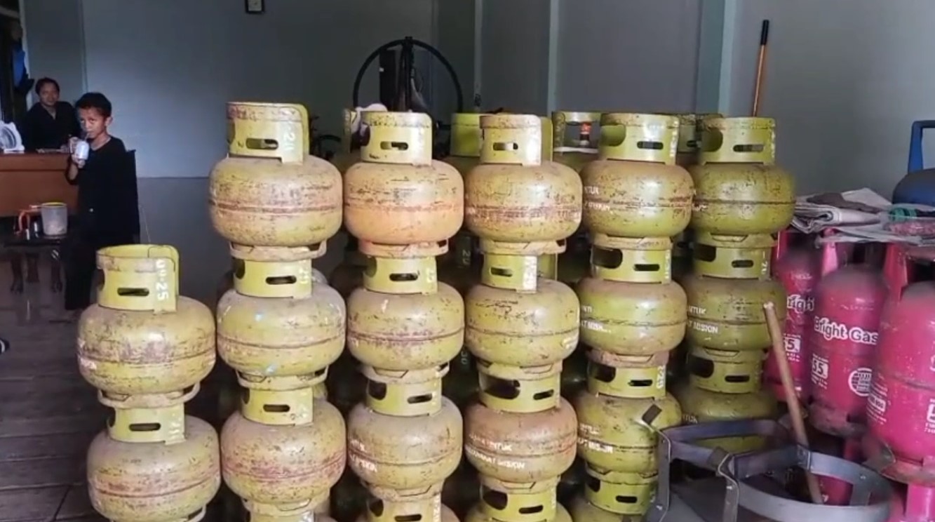Puluhan Tabung Gas LPG 3 KG Raib Digondol Maling, Polisi Langsung Olah TKP Setelah Terima Laporan
