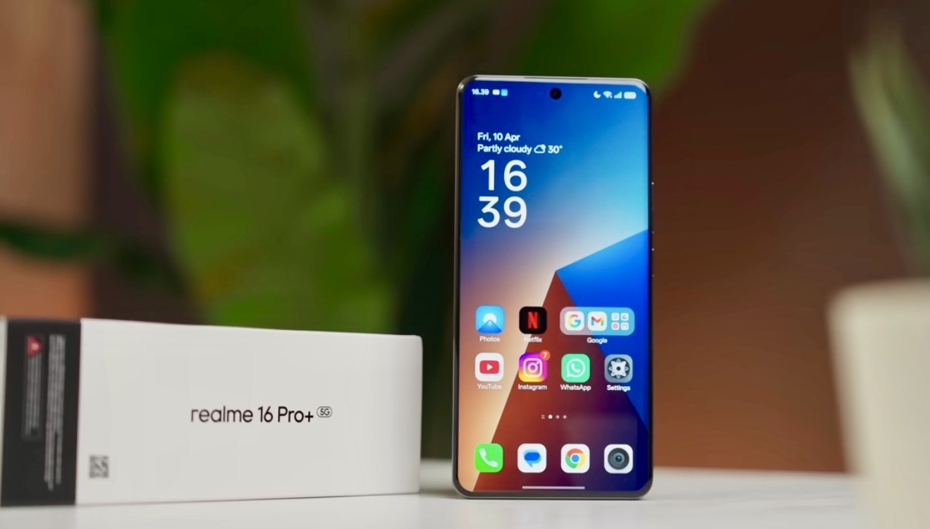 Realme 16 Pro Plus 5G: Baterai 7000mAh dan Kamera Juara, Emang Ada Lawan?
