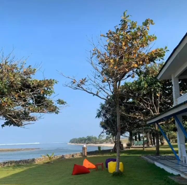  Rekomendasi Villa Di Garut Dengan Keindahan Pantai Yang Memanjakan Mata!! Kamu Wajib Kesini