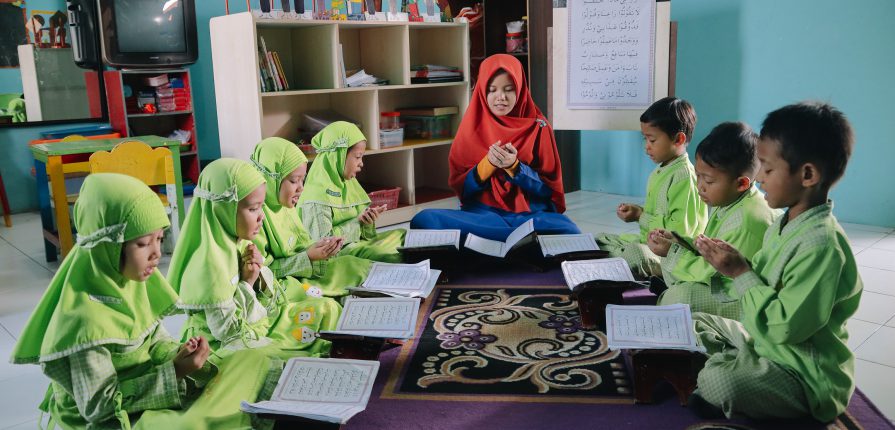 Menakar Ulang Urgensi Pendidikan Agama Di Tengah Arus Sekularisme Global