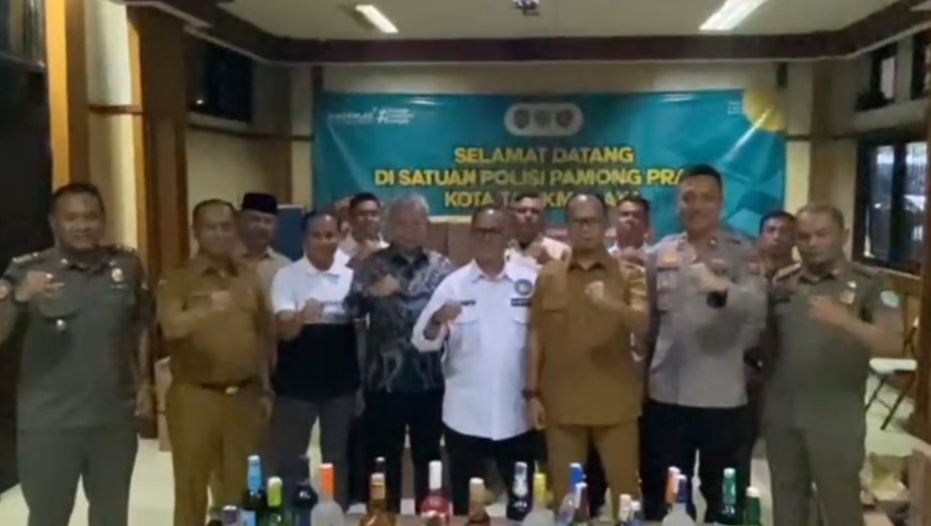 Gudang Miras Berkedok Ruko Air Mineral Digerebek Satpol PP, Sudah Lakukan Pengintaian Selama Tujuh Hari