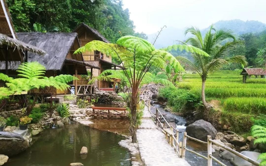 Murah Meriah tapi View Mewah! Putri River Inn Sumedang Tawarkan Wisata Alam Mulai 5 Ribuan