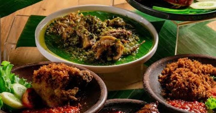 Bukan Bebek Biasa! Rahasia di Balik Kelembutan Daging di Dapur Bebek Kuningan