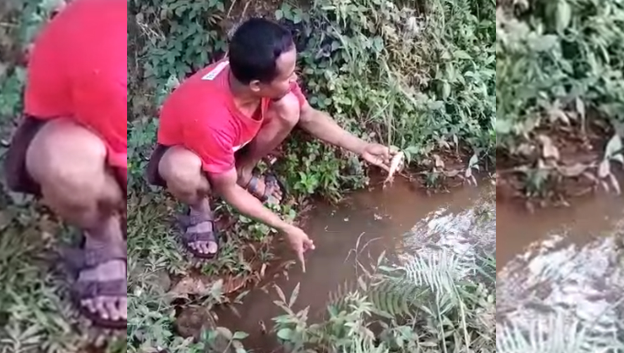 Pemkab Ambil Sampel Sungai Ciwulan yang Diduga Tercemar Akibat Limbah Pengolahan Kulit