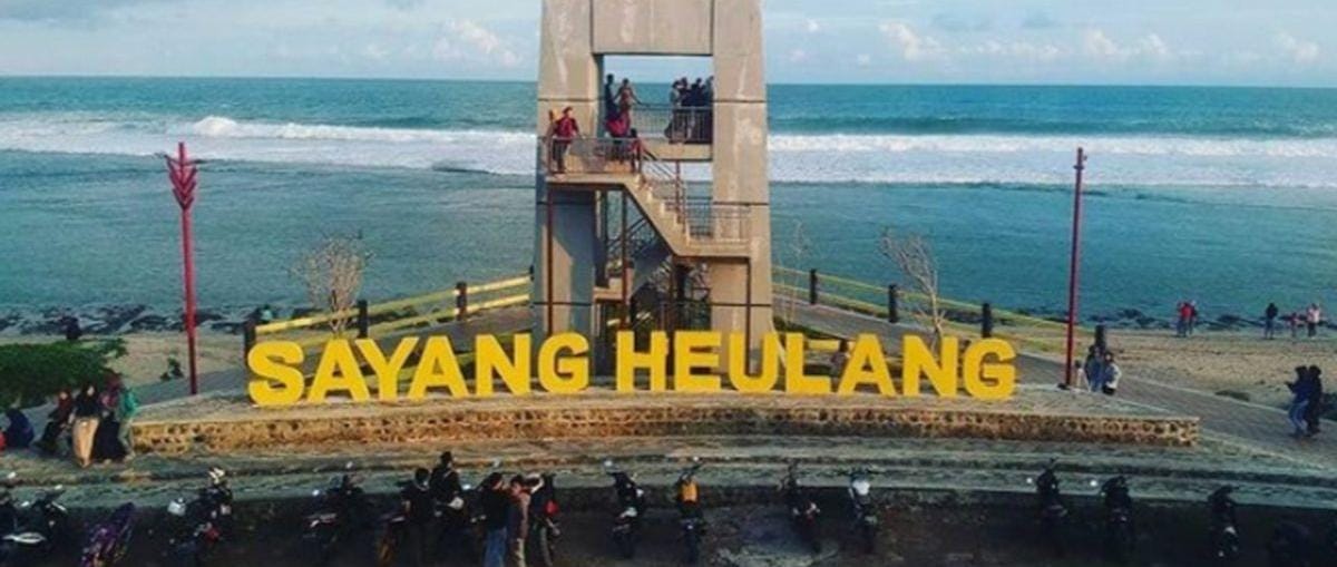 Update Tiket Masuk Pantai Sayang Heulang 2026: Liburan Mewah dengan Harga Murah