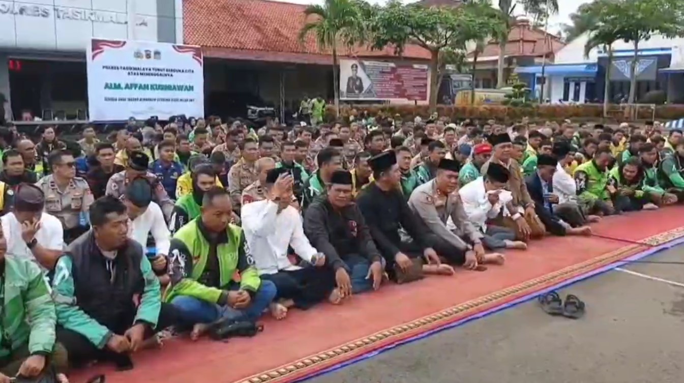 Ratusan Ojol Gelar Istigosah dan Doa Bersama di Mapolresta, Momentum Jaga Kondusifitas Wilayah Kota Tasik
