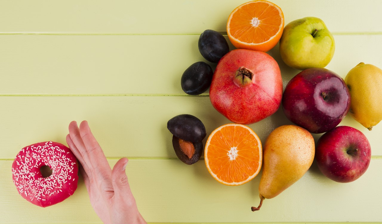 Wajib Tahu! 10 Buah Rendah Kalori yang Efektif Membantu Menurunkan Berat Badan dan Menjaga Kesehatan Tubuh