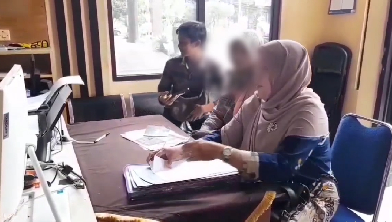 Ditinggal Nikah Siri dan Tak Dinafkahi Istri Sah Lapor Polisi, Terlapor Disebut Salah Satu Anggota Dewan