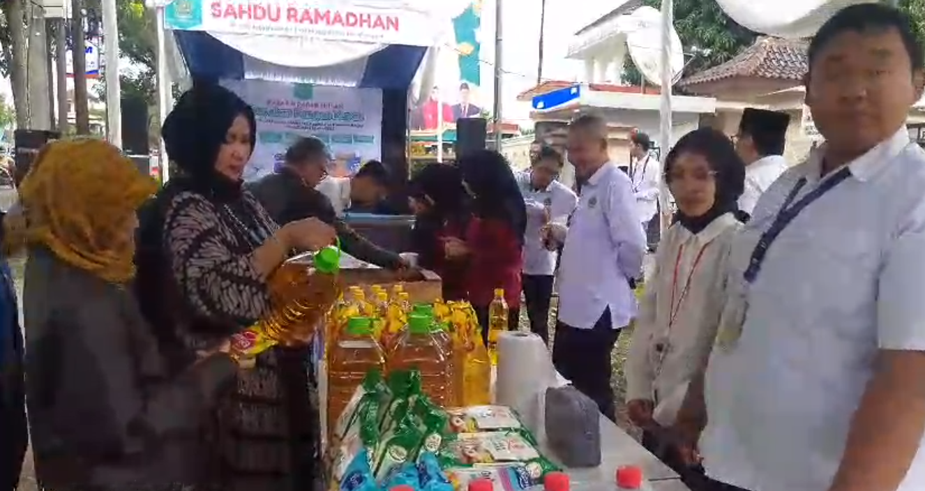 Harga Kebutuhan Pokok Naik, Kemenag Gelar Bazar Sembako, Upaya Pemerintah Stabilkan Harga Jelang Idul Fitri