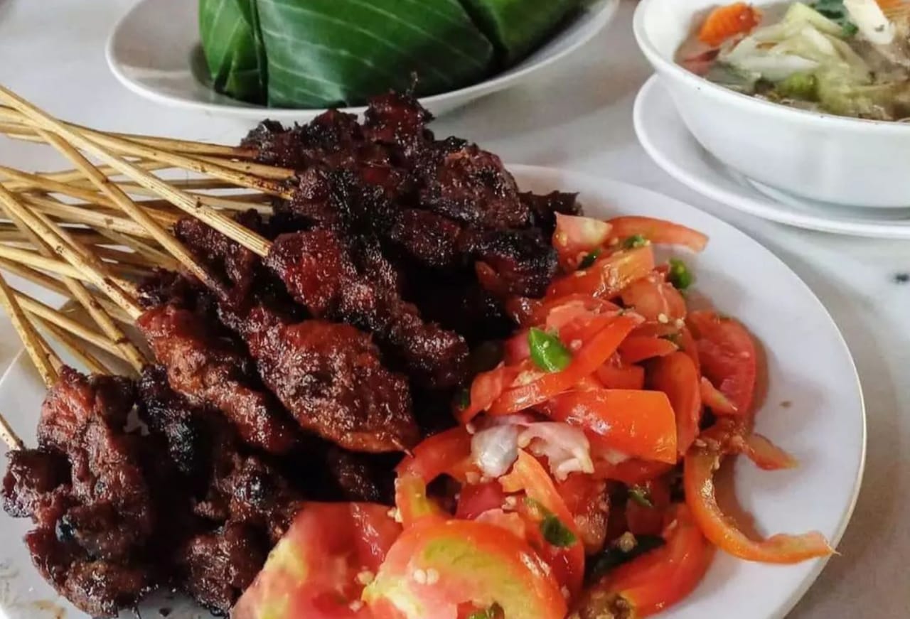 Bikin Ngiler, Sate Maranggi Haji Yetty, Sajian Kuliner Legendaris dari Purwakarta