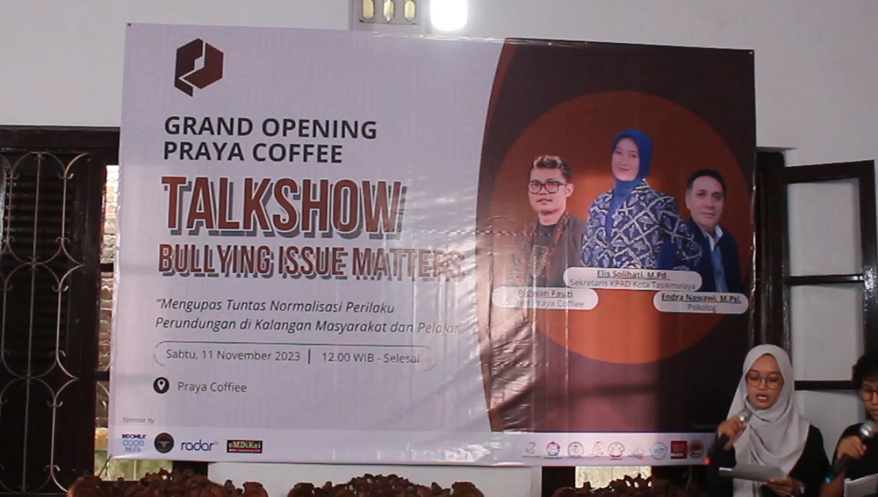 Grand Opening, Praya Coffe Gelar Talkshow Tentang Bullying