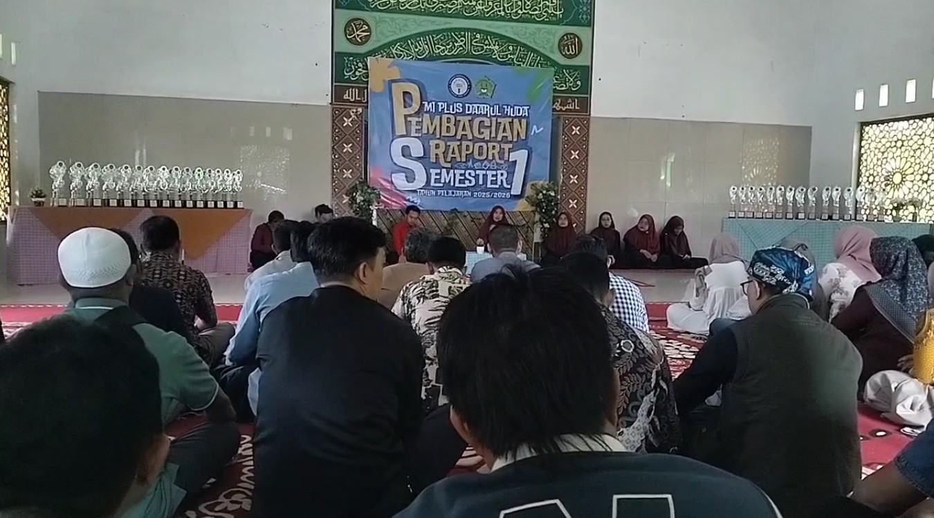 Orang Tua Siswa Dukung Gerakan Ayah Mengambil Rapor, Antusias Ayah Mengambil Rapor Meningkat 30 Persen 