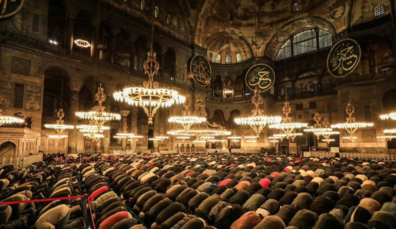 Tarawihmu Sudah Benar? Ini Penjelasan Ustaz Adi Hidayat yang Jarang Disadari