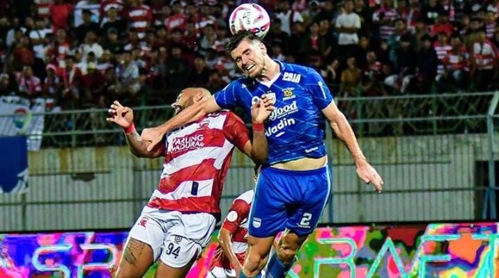 RESPECT! Persib Bandung Sang Juara Liga 2023/2024 Sampaikan Selamat untuk Madura United, Ini Pesannya