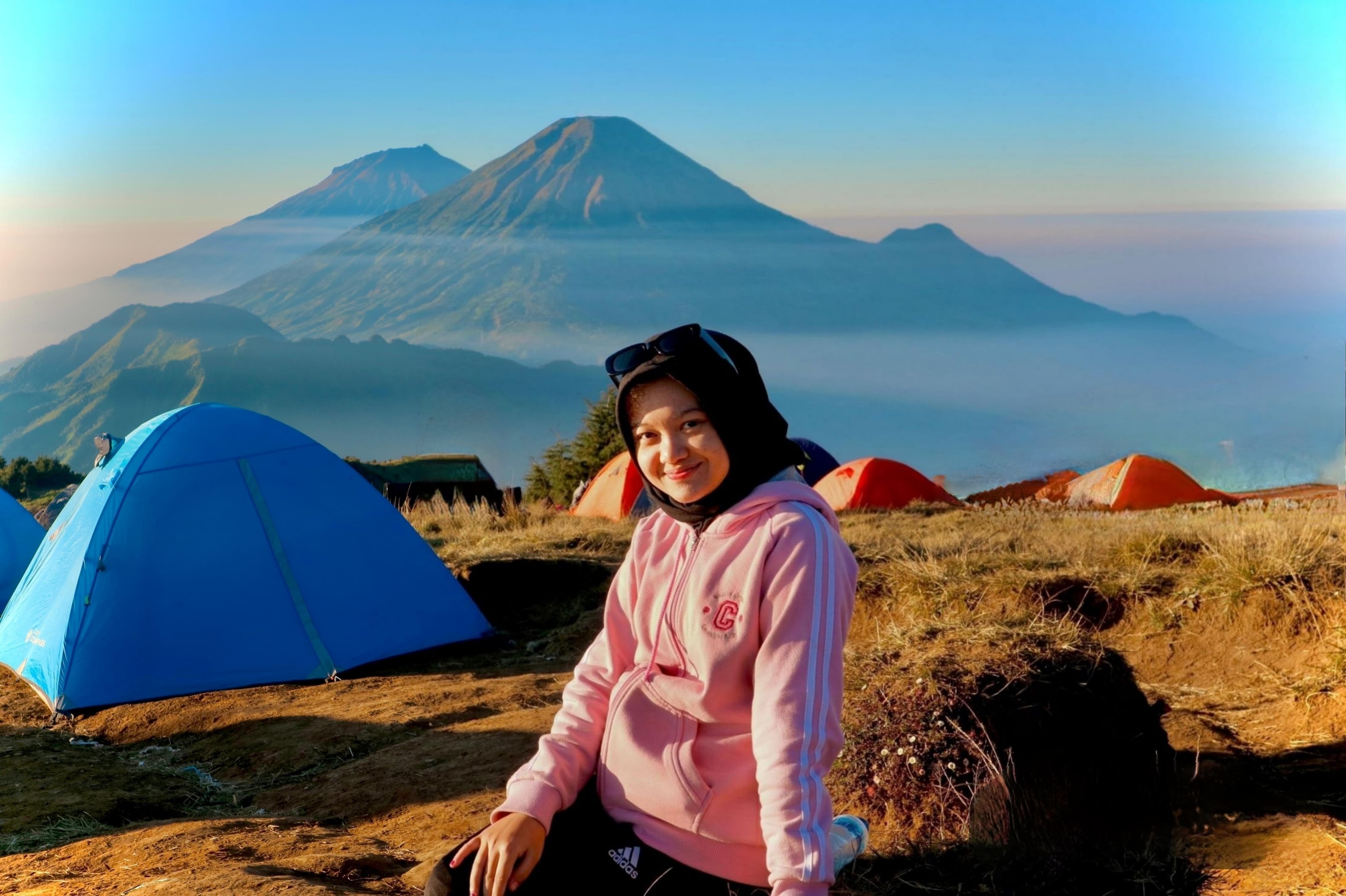 Sunset Prau Bukan Cuma Sunset yang Indah dan Spot Foto “Logo Aqua”! Ini Alasan ...