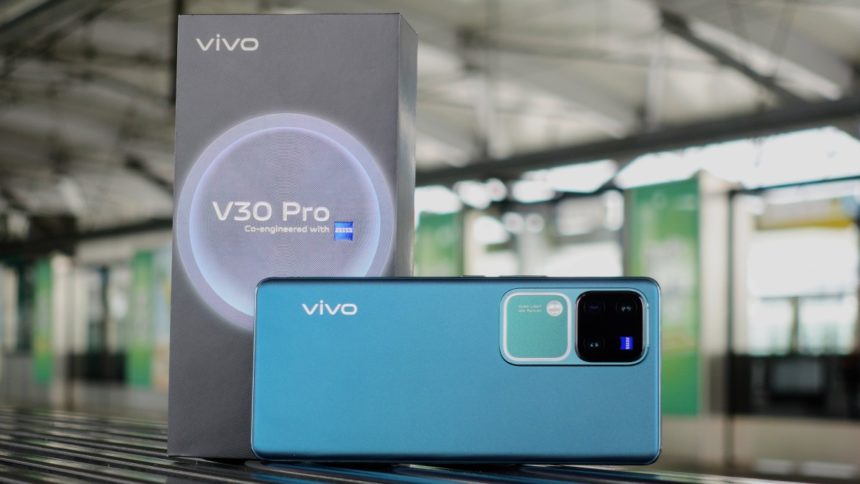 Layar AMOLED 6.7 Inci Vivo V30 juga di Bekali Snapdragon 7 Harganya Cuma Segini