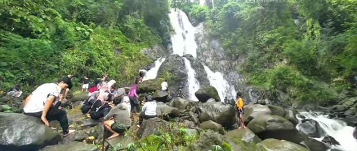 Panduan Wisata Curug Bungawari Kuningan: Lokasi, Harga Tiket, dan Tips Berkunjung