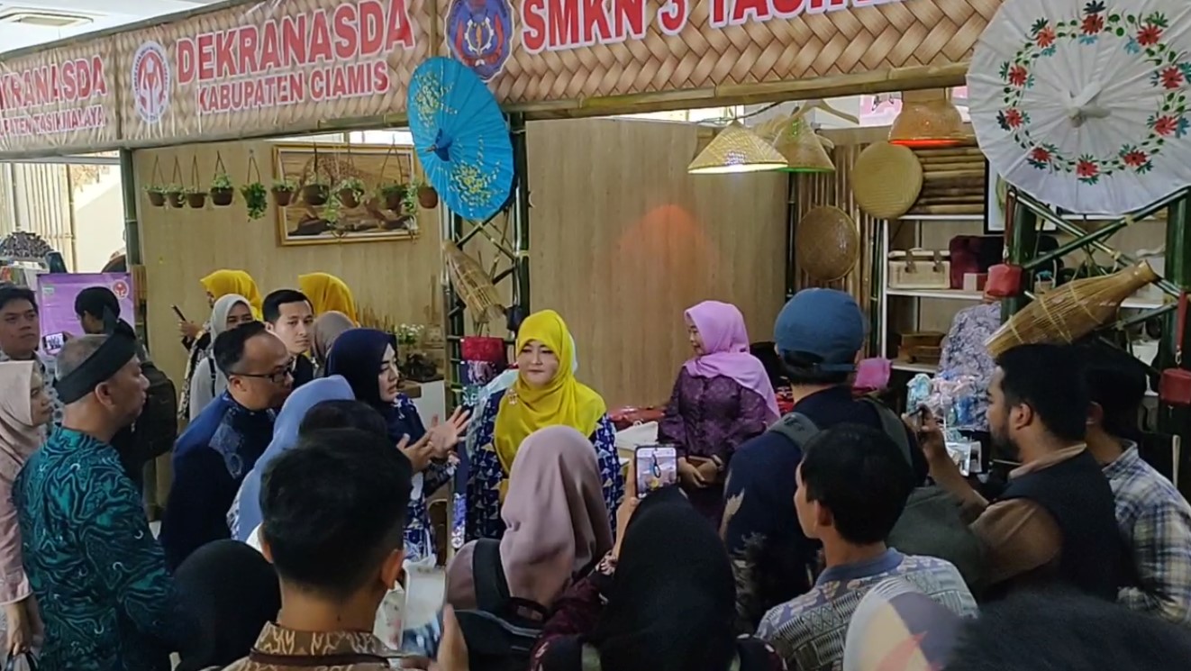 Priangan Bamboo Fest X Kriya Loka 2025 Resmi Dibuka, Apresiasi Kriya Bambu dan Penguatan Industri Kreatif