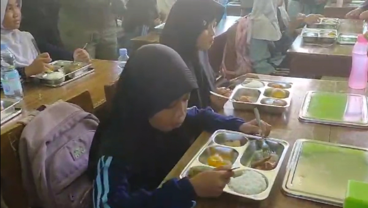 Pemkab Ciamis Luncurkan  Program Makan Bergizi Gratis, Didistribusikan Bagi 3.500 Siswa TK Hingga SMA 