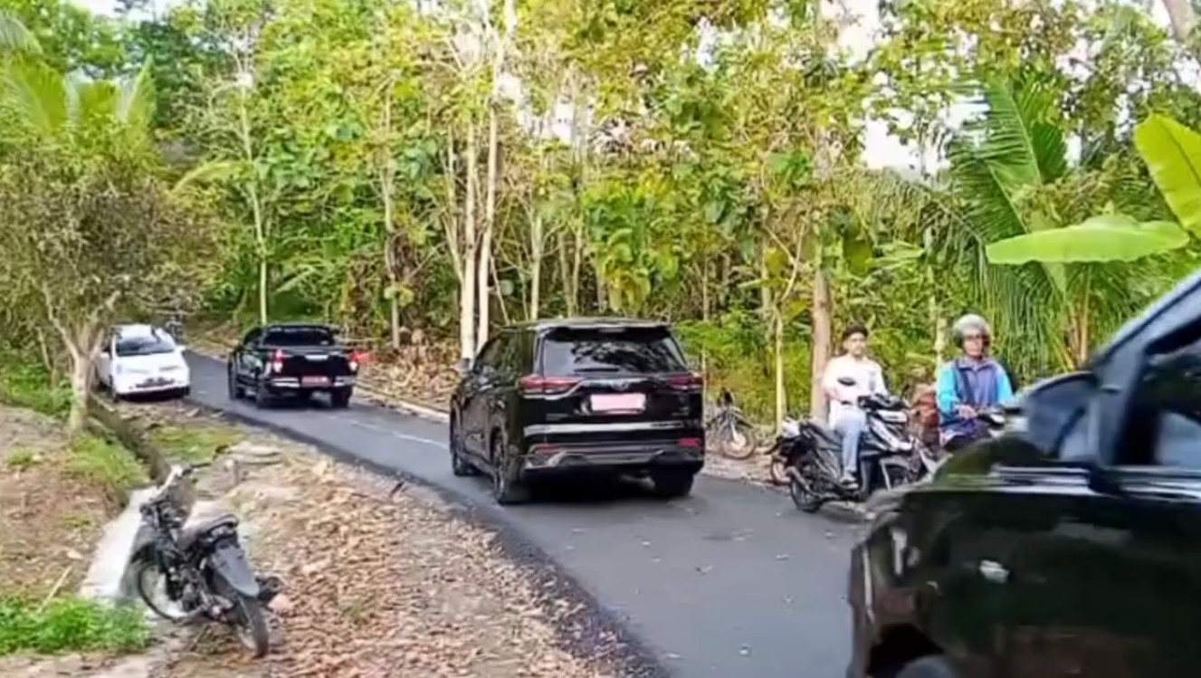 Jalan Alternatif Banjar dan Ciamis Rampung Diperbaiki, Warga Sambut Jalan Mulus Dengan Antusias