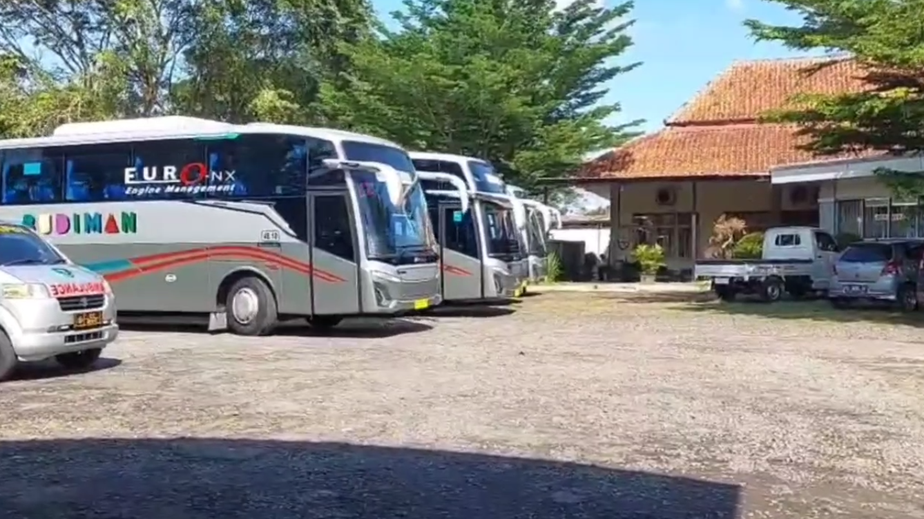 6 Pengemudi Bus Jemputan Jemaah Haji Asal Banjar Diperiksa, Pemeriksaan Kesehatan Cek Kesiapan Pengemudi 