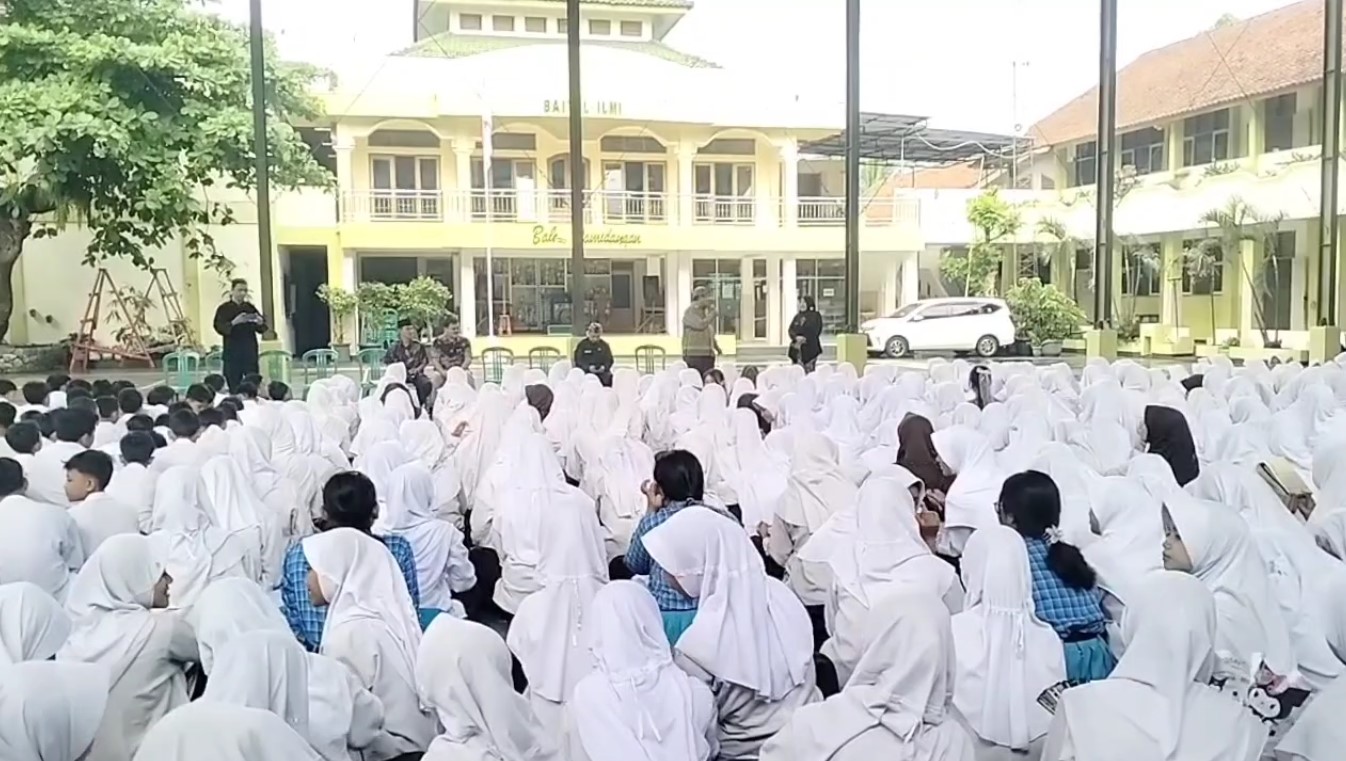 YRBK Dorong Pelajar Utamakan Bahasa Indonesia, Kuasai Bahasa Asing dan Lestarikan Bahasa Daerah