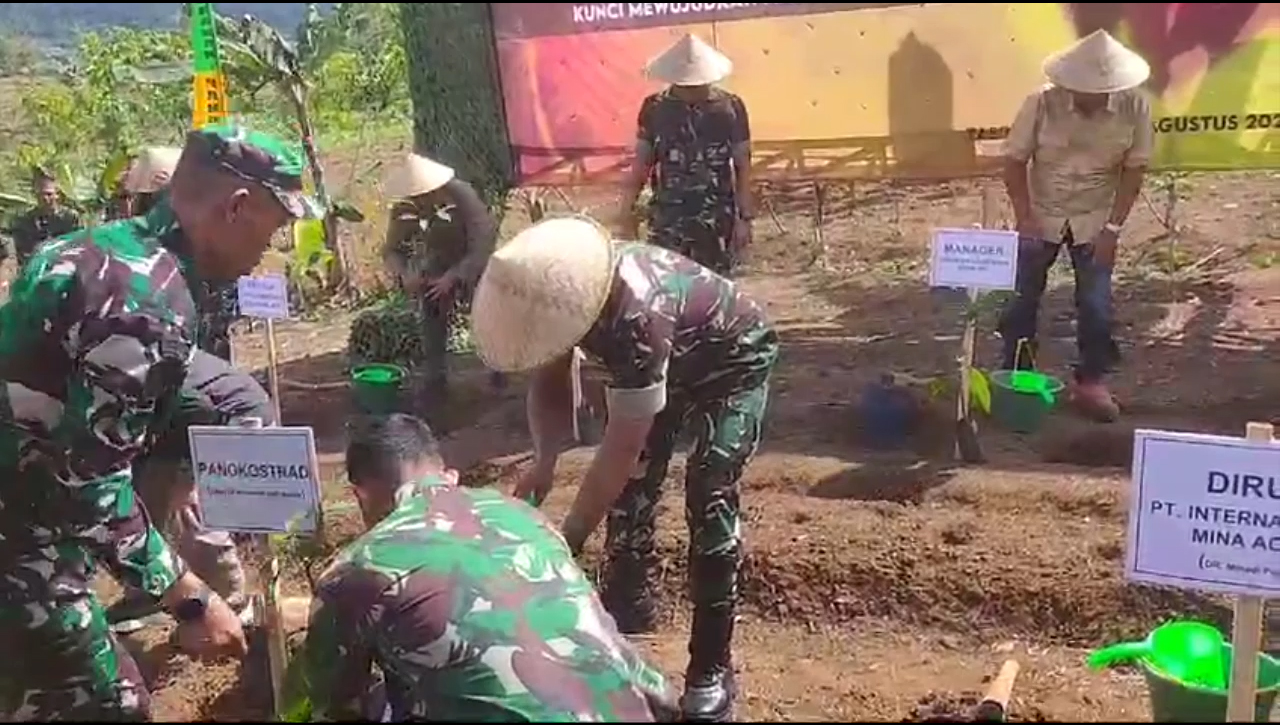 Dukung Ketahanan Pangan Nasional, Pangkostrad Tanam Kakao Dan Jagung Di Lahan Seluas 610 Hektar