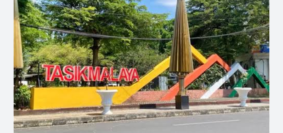 Surga Kuliner di Jalur Selatan: Mengapa Lidahmu Harus Singgah di Tasikmalaya