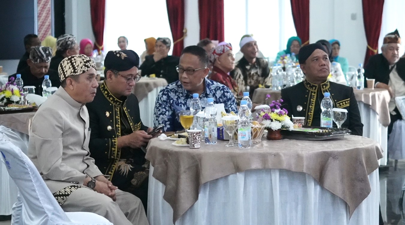 Bupati Tasikmalaya Gelar Sarasehan Nyaah Ka Lembur, Himpun Masukan Tokoh Tasik Untuk Pembangunan