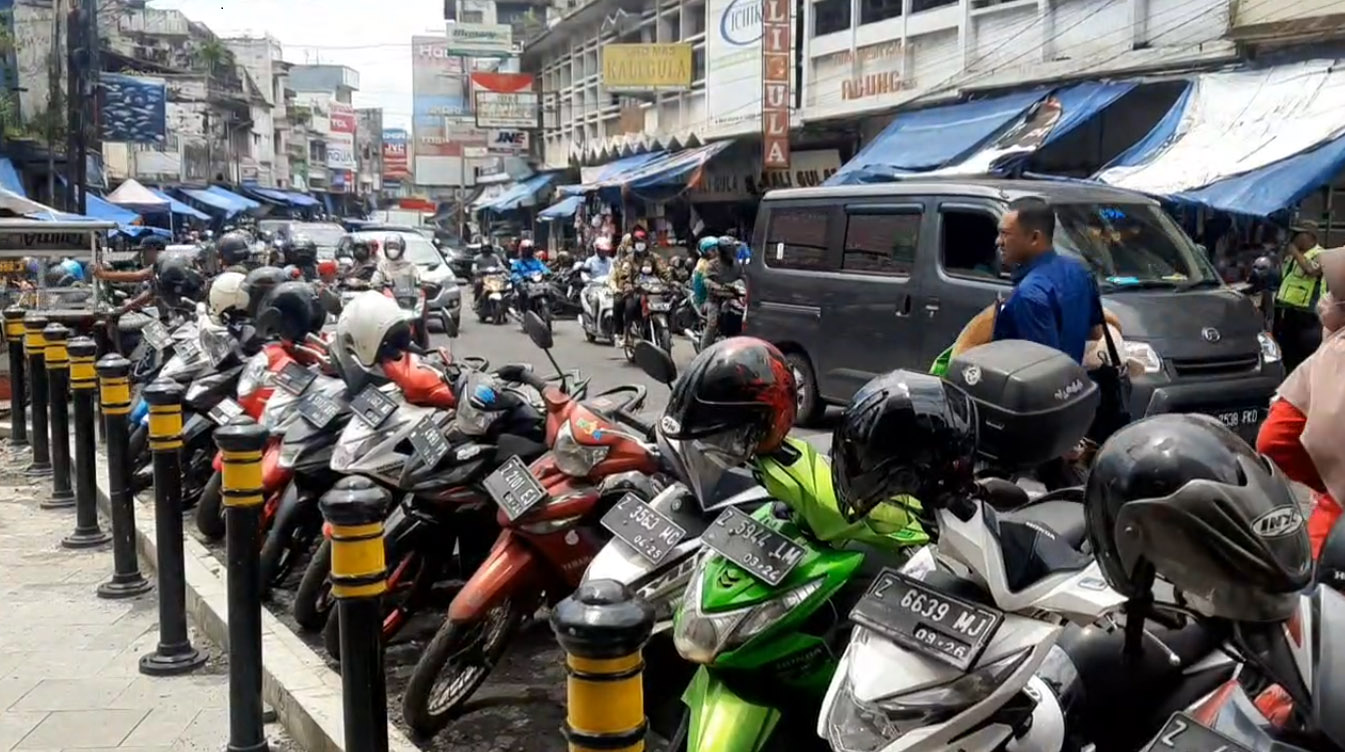 Target Retribusi Parkir Dari Jalan HZ Mustofa Rp 29 Juta Per Bulan, Tapi Realisasi Per Bulan Hanya Rp18 Juta