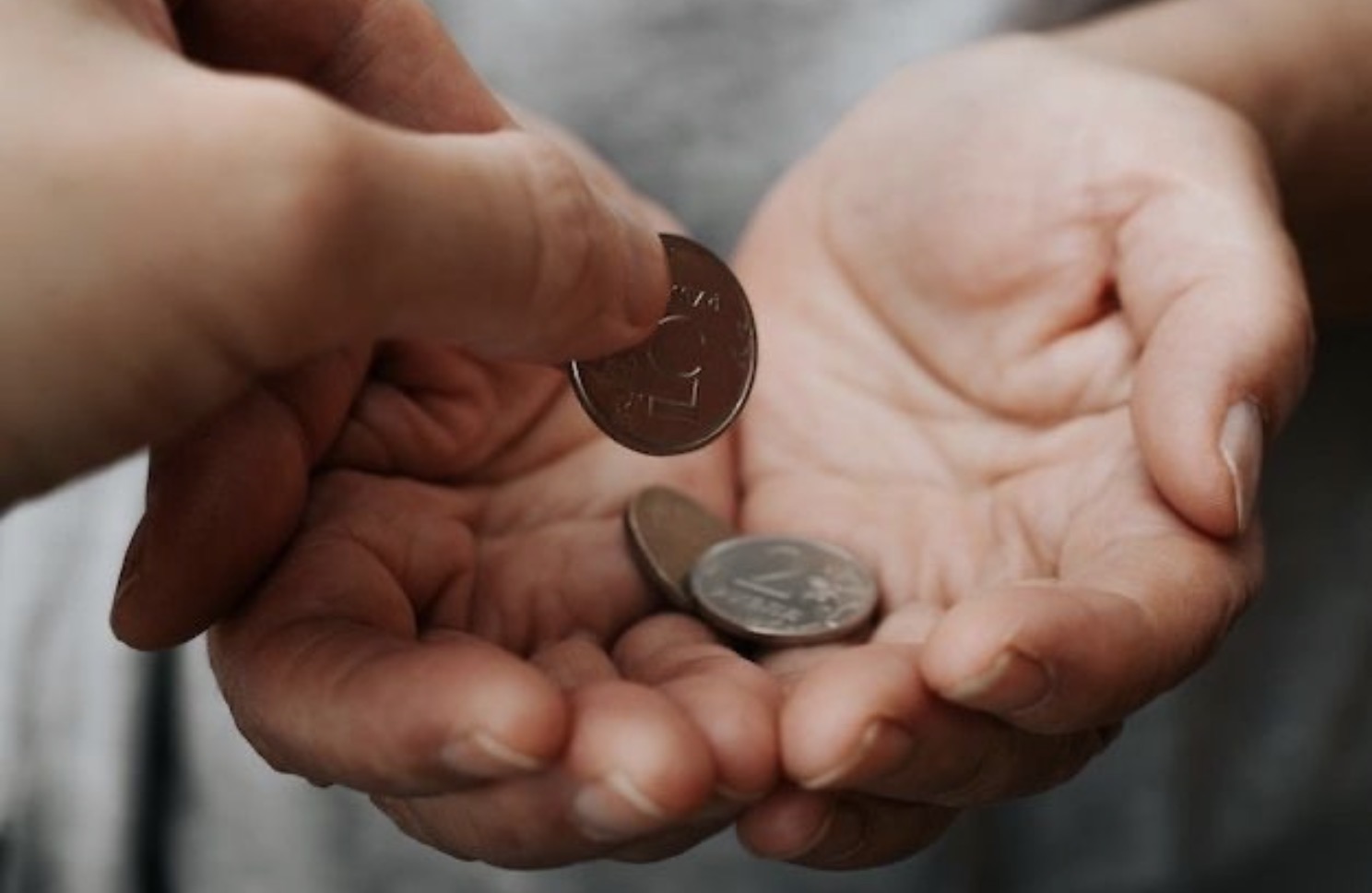 Sedekah di Bulan Ramadan Jangan Asal Bagi Bagi, Ini yang Lebih Bermakna