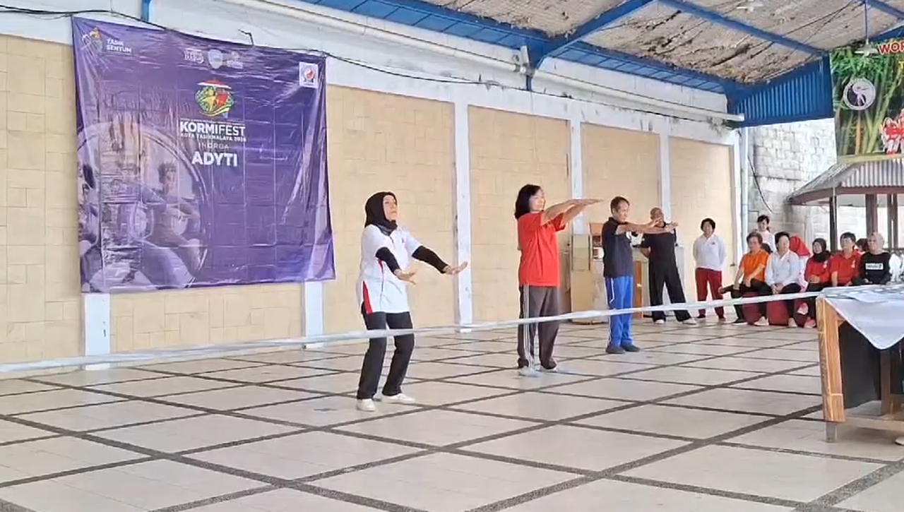 Tua Hingga Muda Ikut Ramaikan Lomba Tai Chi di KORMIFEST 2024