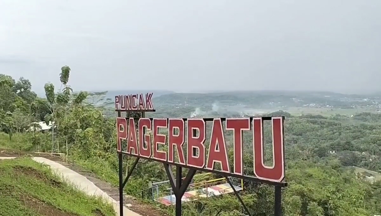 Puncak Pager Batu, Destinasi Wisata Favorit Di Kota Banjar, Pengunjung Puji Peningkatan Fasilitas