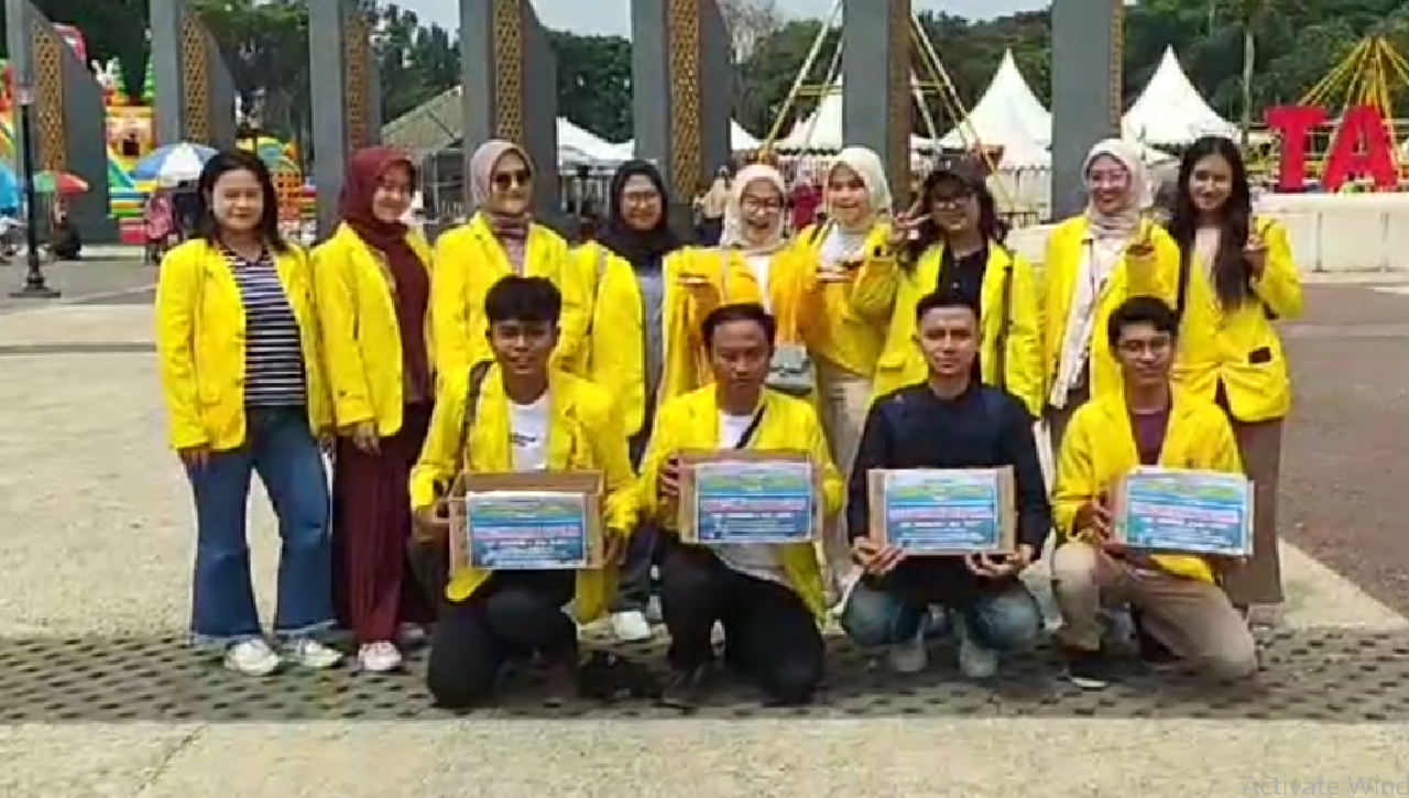 Mahasiswa UT Tasik Bantu Korban Gempa Bandung dan Garut, Galang Donasi Di Area Alun-Alun Dadaha