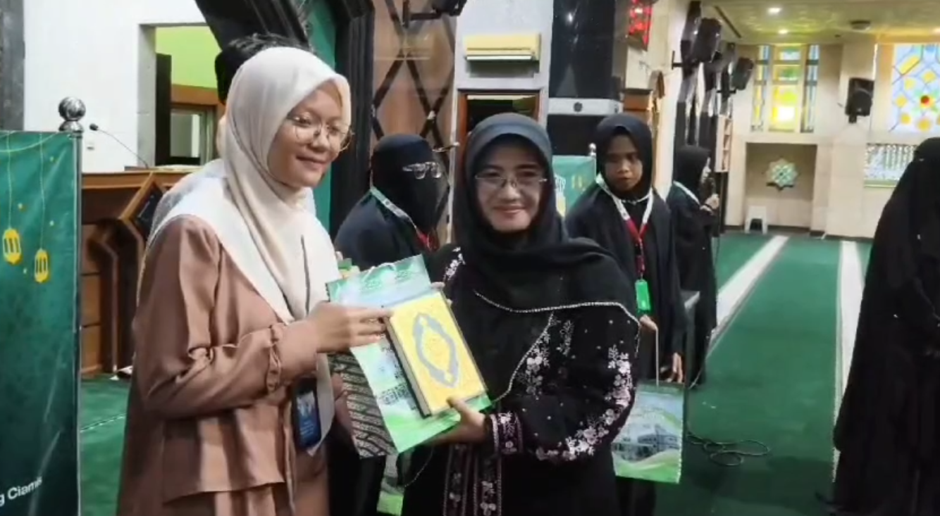 TK IT MGI Ciamis Bagikan 1.000 Takjil Gratis Bagi Masyarakat, Membangun Karakter Islami Anak Usia Dini