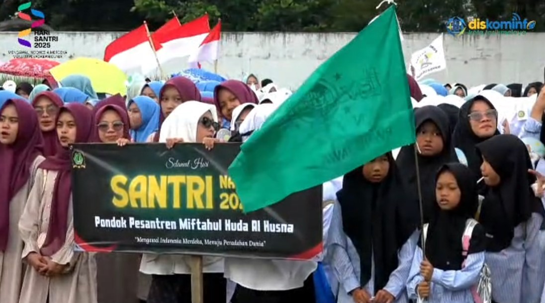 Wali Kota Tasikmalaya Pimpin Apel Hari Santri, Lahirkan Generasi Cerdas Intelektual Spiritual